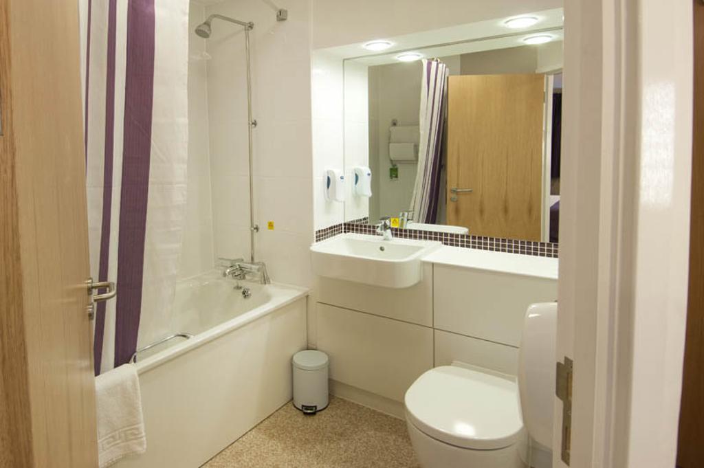 Premier Inn Newcastle Airport South Woolsington Szoba fotó
